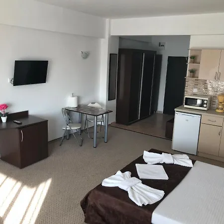 Cristiana * إيفوري نورد